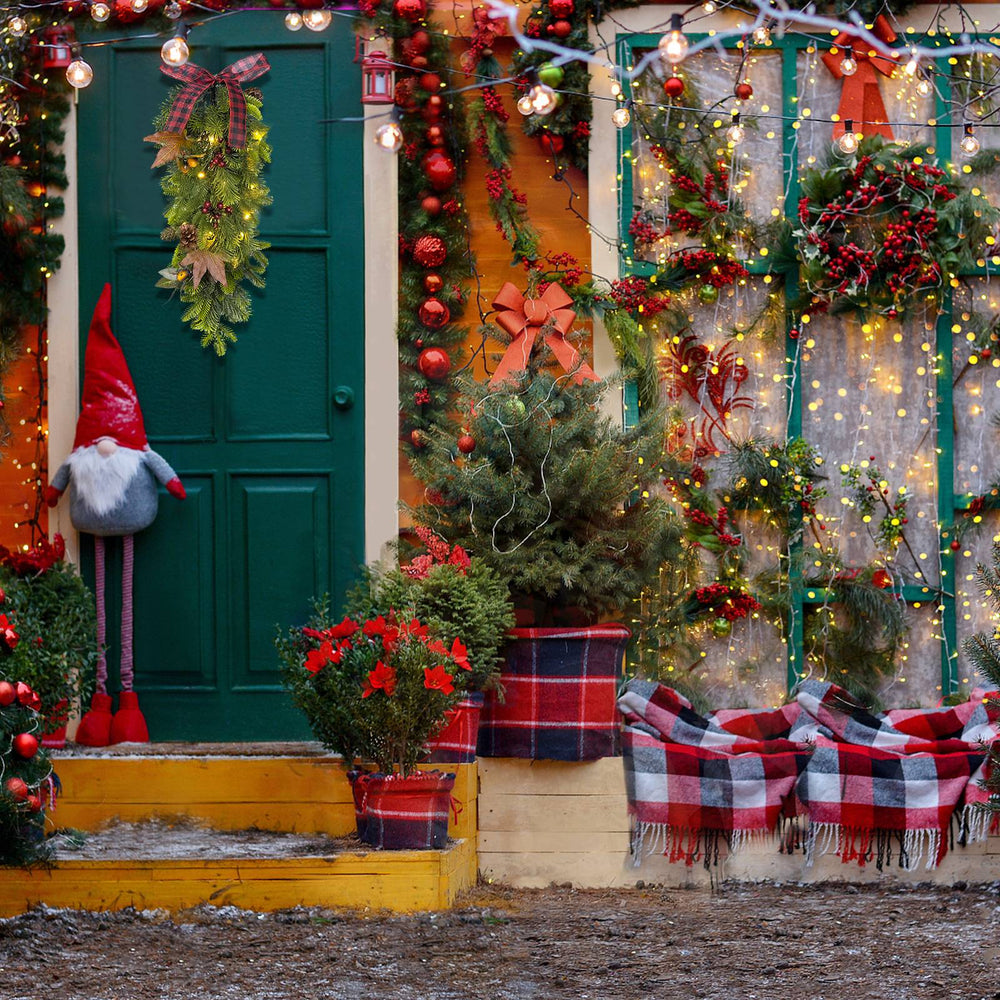 IC ICLOVER Christmas Teardrop Swag, Battery Operated Prelit Christmas Swags with 35 Warm Lights, Christmas Swags for Decorating with Pine Cones Bowknot Maple Leaf, Used for Front Door Indoor Outdoor